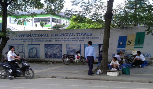 Bogus financial centers in abundance in Hanoi