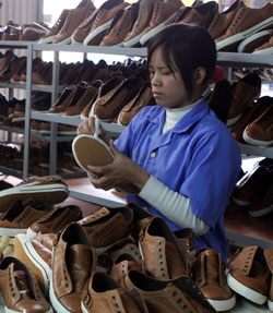 Shoe export contracts dry up