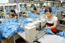 Garment makers seek to improve export turnover