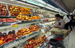 Retailers urged to stock up for Tet