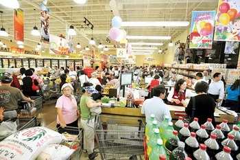 CPI: cost of living falls slightly