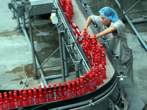 Despite losses, Coca-Cola and PepsiCo keep on expanding in VN