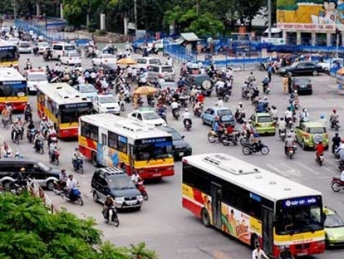 Hanoi fails to meet 10 eco-social growth targets