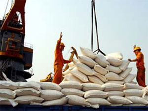 Vietnam earns $3.44 billion from rice export
