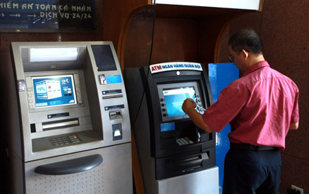 Banks balk at new ATM fees