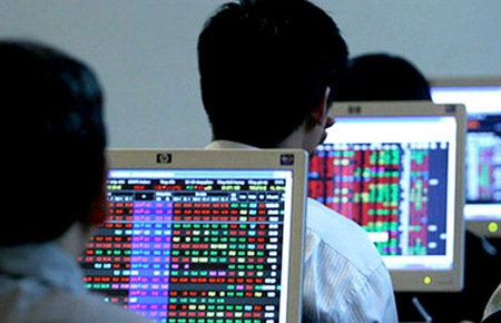 Vietnam plans to extend stock trading hours to boost liquidity