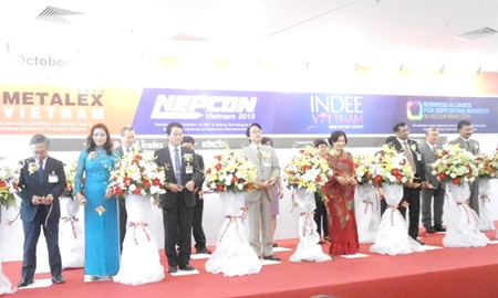 Industrial exhibitions feature top technological products in HCMC