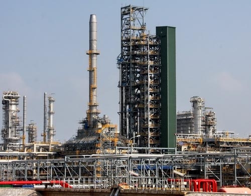 Vietnam’s petrochemical oil refinery projects gear up