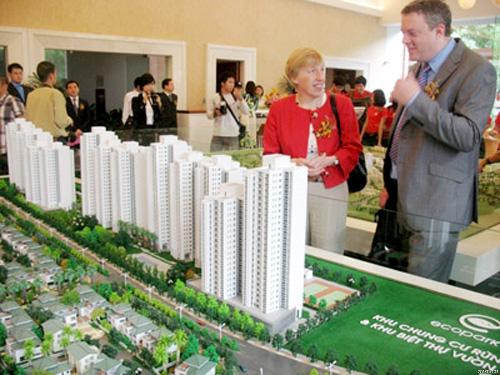 PM suggests easing housing regulations for foreigners