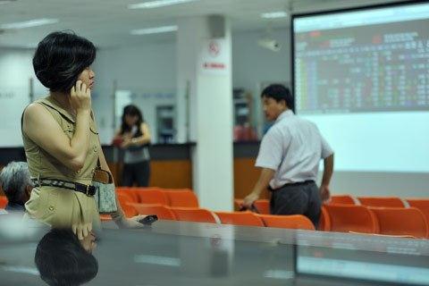 Vietnam issues licenses to 291 foreign institutional investors in 2013