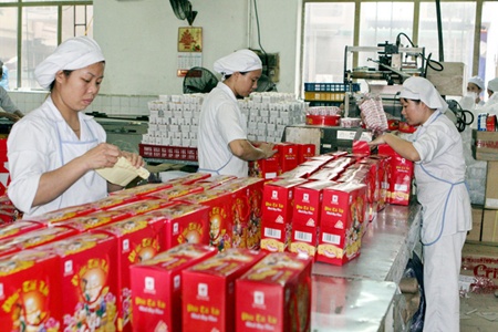 Tet holiday sweetens demand for locally made confectionary