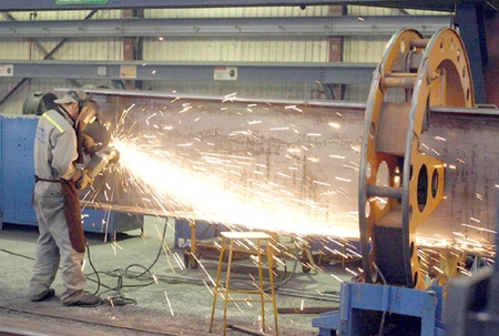 Steel industry hopes for market revival to boost growth