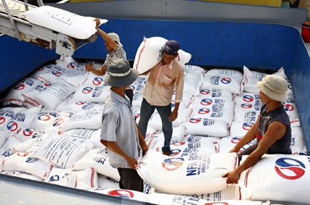 Rice exports slump as prices rise