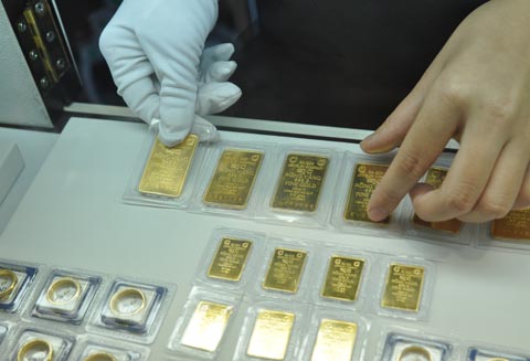 Lure of gold still strong in Viet Nam