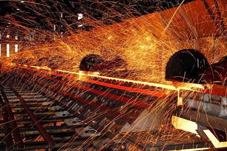 Steel production falls in January