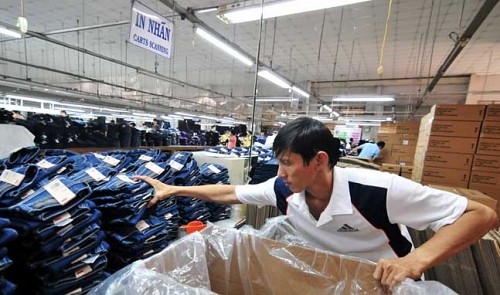 Vietnam economic hubs post competitiveness growth; pessimism still high