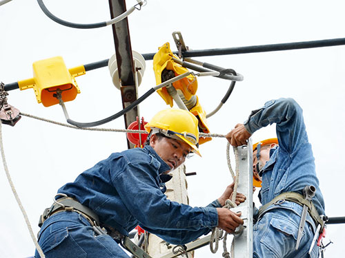 Vietnam gropes around to develop competitive electricity market