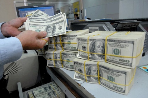 Commercial banks raise US dollar rate