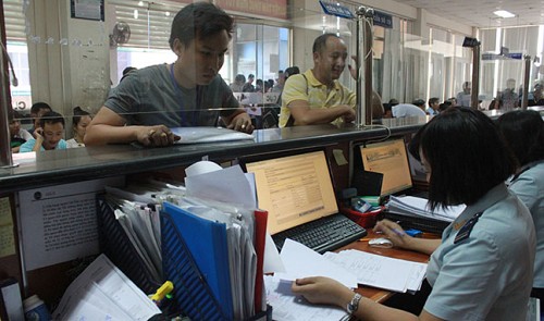 Vietnam to cut time to clear customs by 30 pct in 2015: ministry