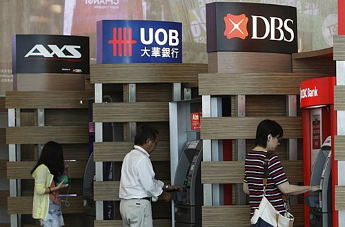 ASEAN banks pose the biggest threat to Vietnamese banks, analysts say