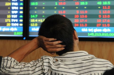Stocks end higher on both bourses