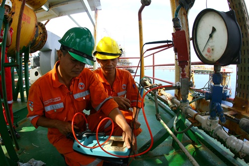 PetroVietnam surpasses goal for 9-month revenue