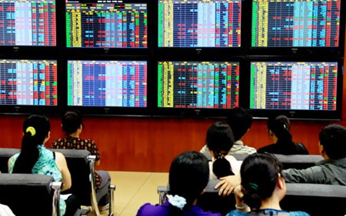 Vietnamese stock market awaits foreign cash flow