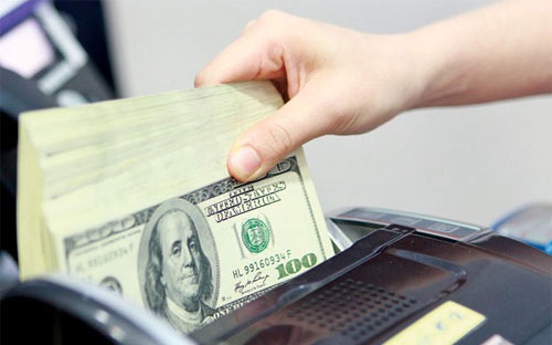 SBV dollar sale pledge helps exchange rate