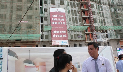 Vietnam cbank floats $2.3bn for new credit package to stir realty market