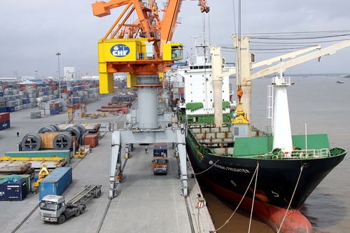 Firms eye State-run sea ports