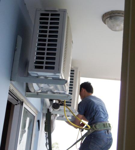 Air conditioner, fan sales rise