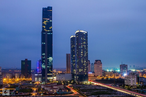 Goldman Sachs and QIA Vie to acquire Ha Noi's 72-storey building