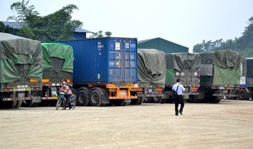 Thousands of tons of Vietnamese rice exports to China stuck at border gates