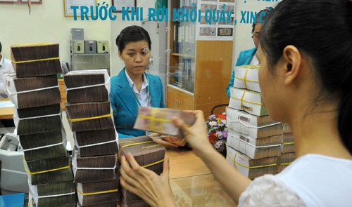 Vietnam c.bank tightens rules on lending, ownership to curb fraud