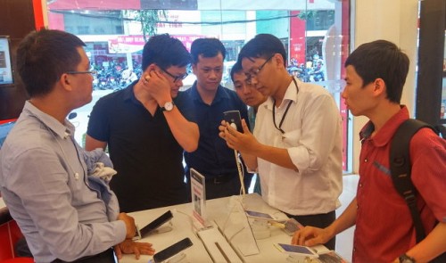 Vietnamese maker of Bphone wants to rival Apple, Samsung, despite domestic troubles