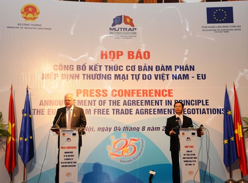 EU, VN agree on free-trade after three-year talks