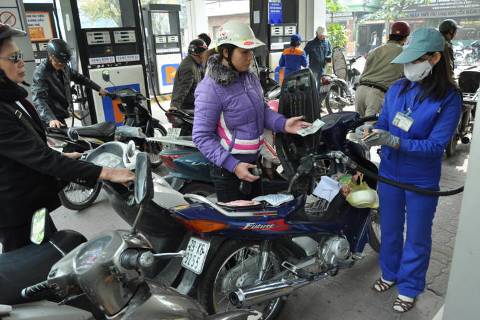 Petrol price slashed for first time in 2016