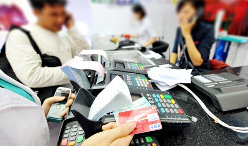 Vietnam eyes cashless market with card payment scheme