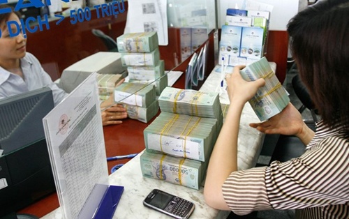 Dong interest rates to rise 1% in 2016