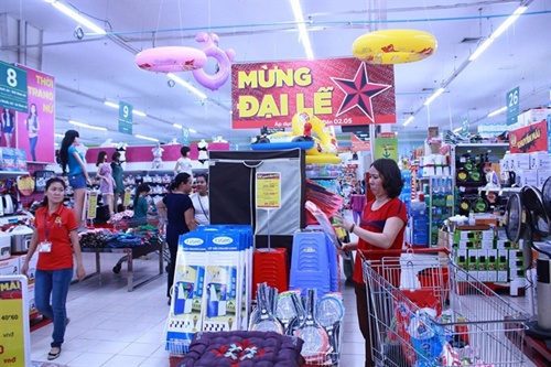 Retailers roll out promotions