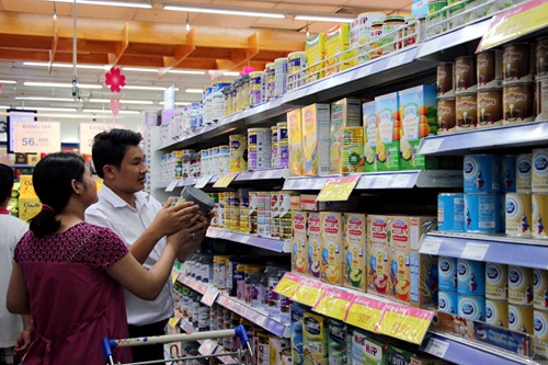 VN retailers must grow up: experts