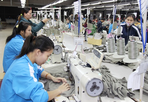 Manufacturing investment falls in City, few garment projects licensed