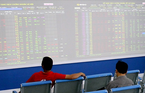 VN stocks retreat in early session