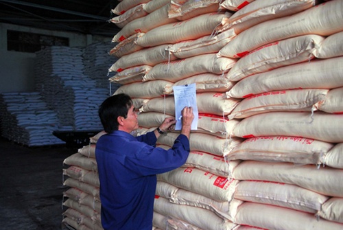 Firms sour on sugar imports