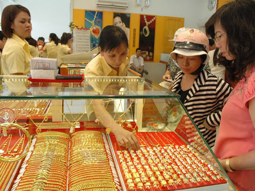 Zero export tax doesn't satisfy gold jewellery makers