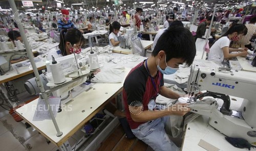 Vietnam cuts 2016 GDP growth target to 6.3-6.5 pct: govt