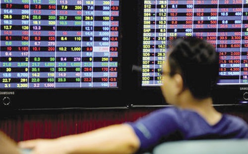 VN stocks decline for fourth day
