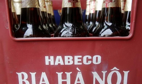 Vietnam brewer Habeco soars 40 pct on stock listing debut