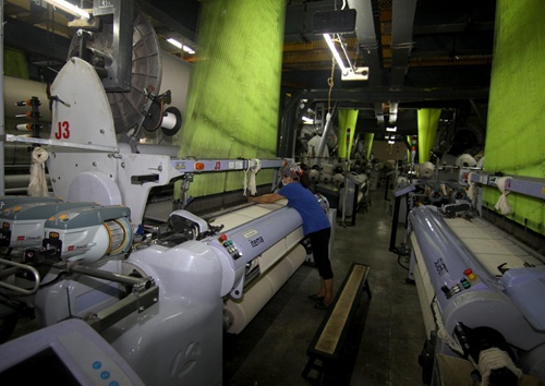 VN leads region in textile exports