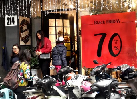 US-style Black Friday a hit in VN